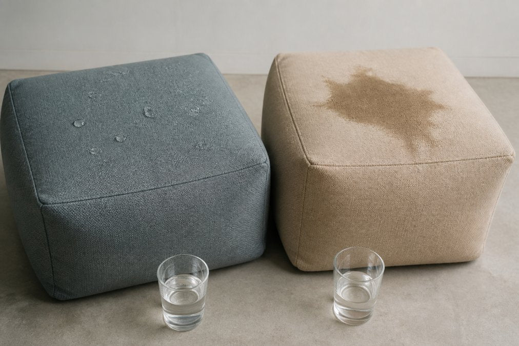 Tissu résistant à l'eau vs standard pour pouf