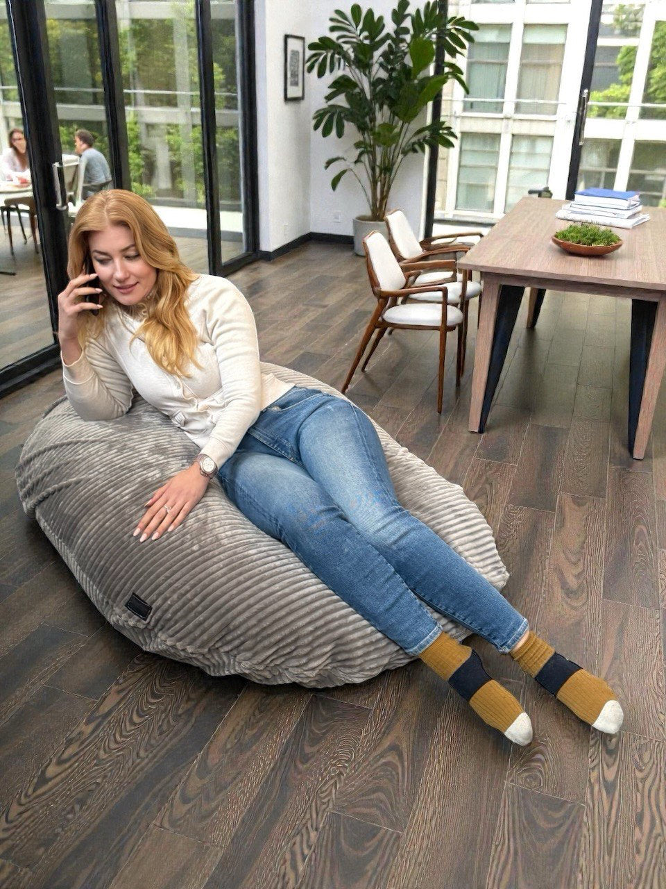 Beanbag Adulte Ovale Multipositions, Large VELOURS CÔTELÉ style CA117V-Beanbag Montréal